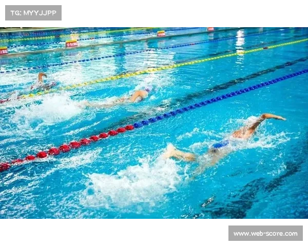 青少年游泳比赛举办，为选拔后备人才搭建平台。